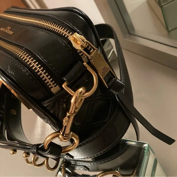 Authentic w Tag MARC JACOBS Quilted Softshot 21 Crossbody Bag Black Gold - Picture 6 of 14